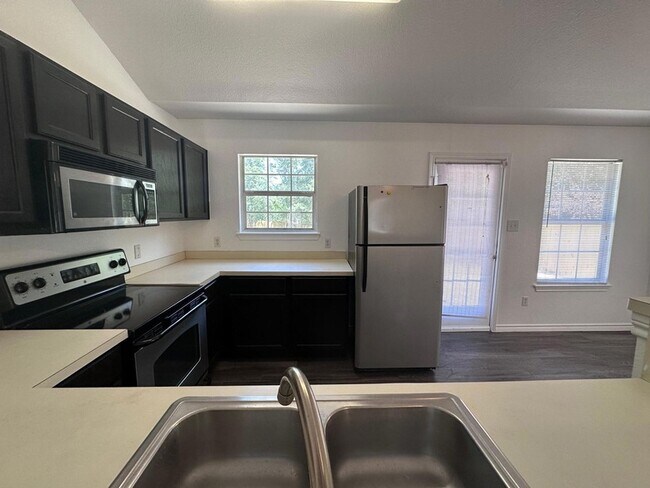 146 Waikakaaua Dr