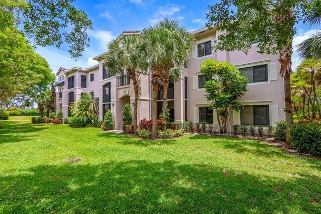 Building Photo - 3023 Alcazar Pl Unit 205