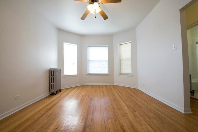 Photo - 5024 W Quincy St