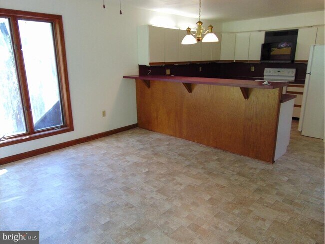 Photo - 1175 Osborne Rd