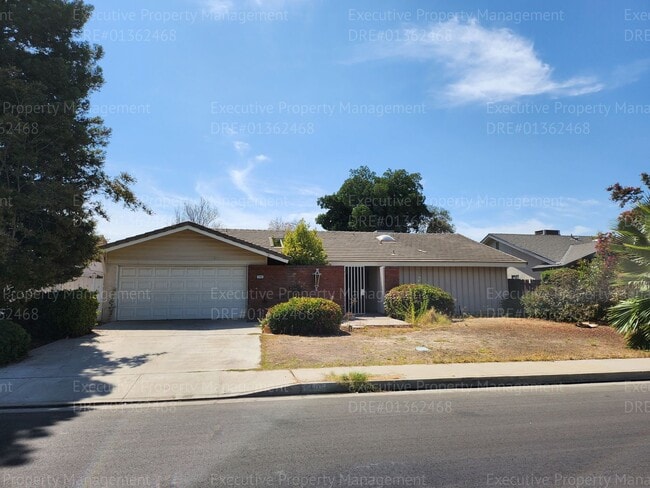 3 Bedroom 2 Bath Great Location - 3 Bedroom 2 Bath  Great Location House