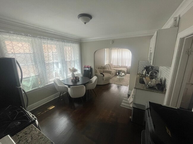 Photo - 4829 S Tripp Ave Unit 1 F