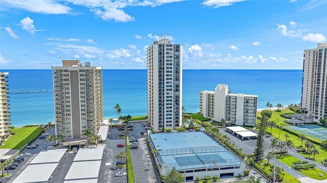 Photo - 5420 N Ocean Dr Unit 305