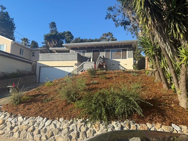 Photo - Stunning 2-bedroom, 1.5-bath Modern home i...