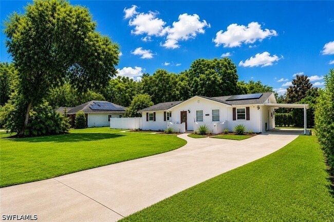 Photo - 655 Pointview Rd