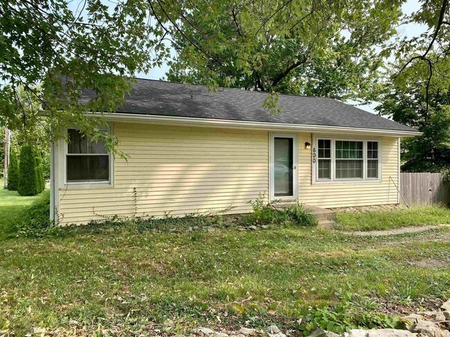 Building Photo - 600 W Cherokee Dr