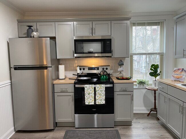 Cookware Included - 52 Pomeroy Ave Unit 2