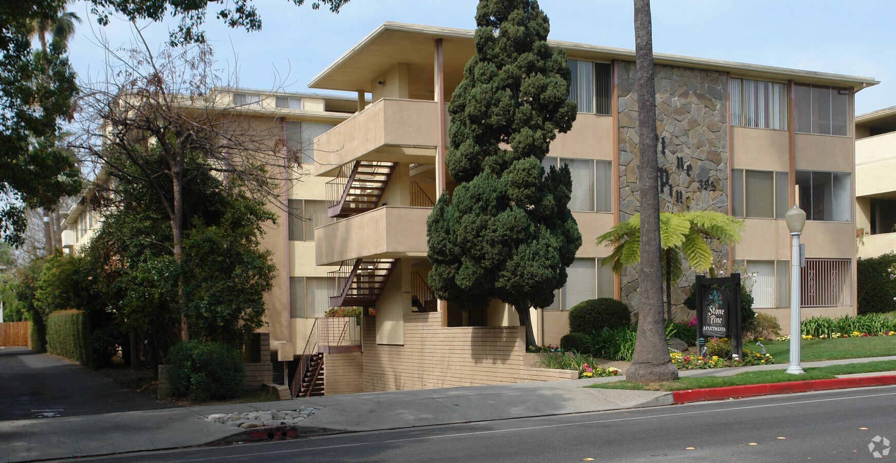 Stone Pine Apartments - Stone Pine Apartments
