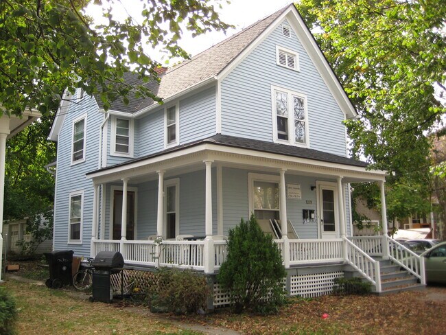 1209 E University Ave
