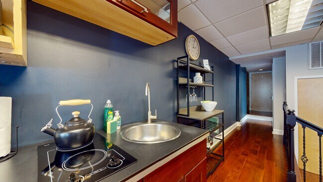 15 Union St Unit 1