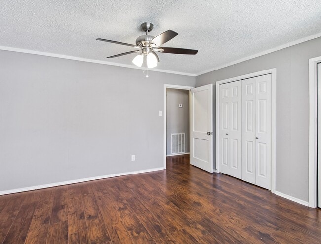 Photo - 1929 Magnolia Dr