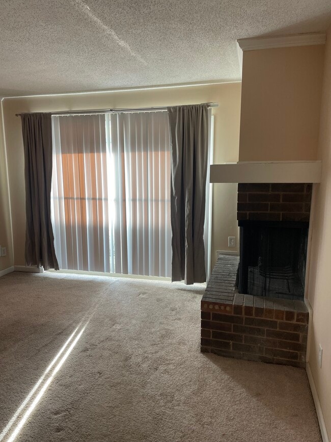 Photo - 3602 Gillham Rd Unidad 8