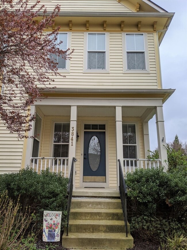 Photo - Single Family Home in Established Urbana H...