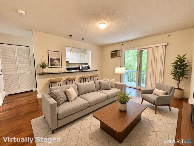 19 Somers St Unit B8