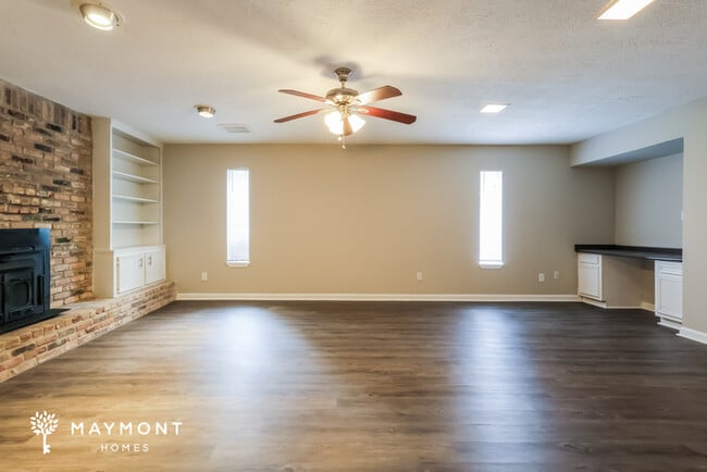 Photo - 2666 S Woodloch St