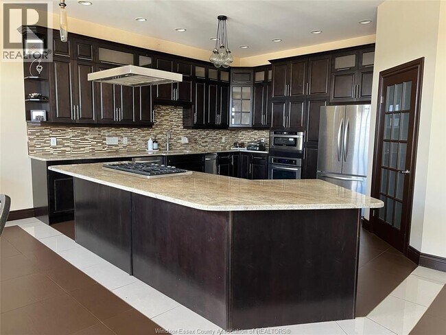 Photo - 236 Shoreview Cir