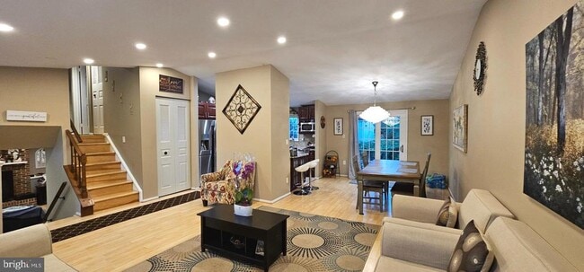 Building Photo - 4033 Pickstone Dr