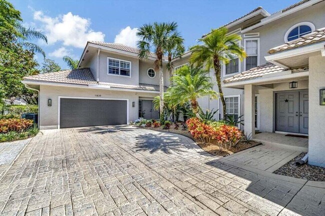 Photo - 11839 Pebblewood Dr