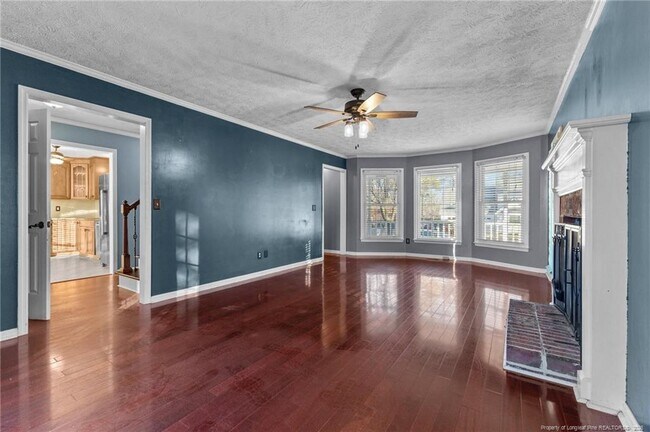 Photo - 6824 St Julian Way
