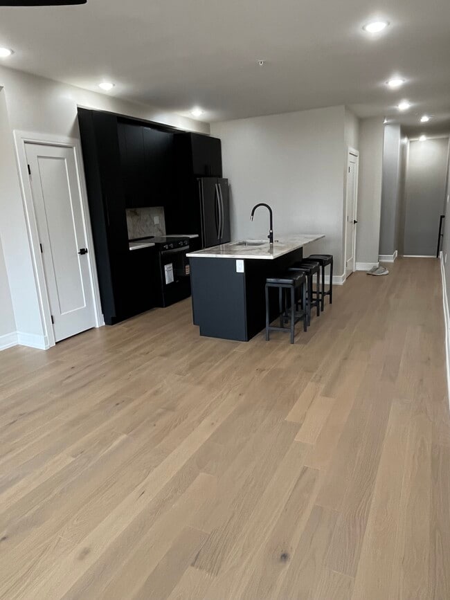 2708 Federal St Unit 3