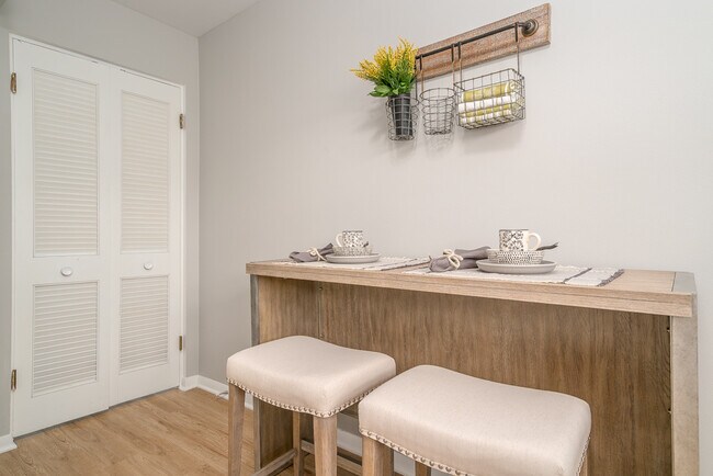 Photo - 38 S Kensington Ave Unit 06