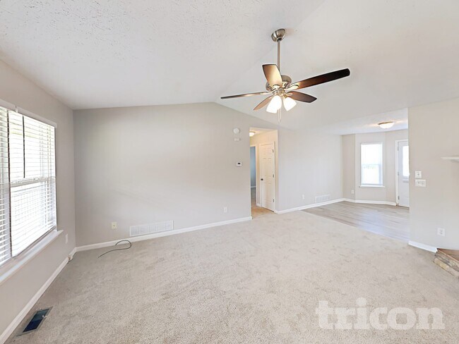 Photo - 51 Colby Ct