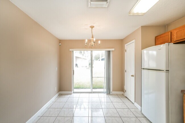Photo - 32121 Northridge Dr