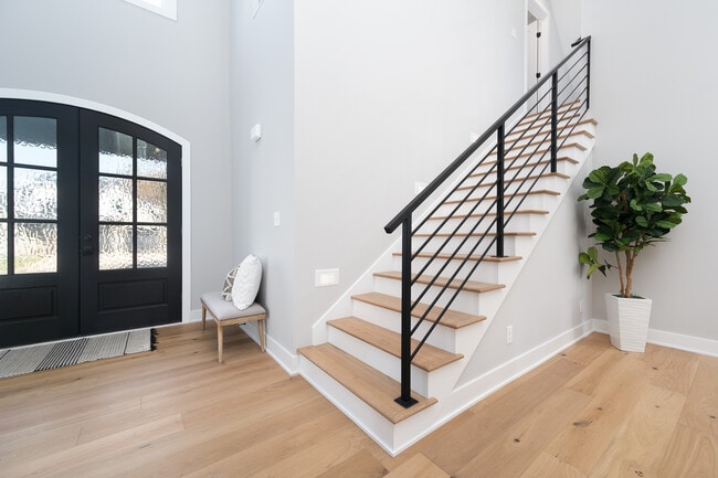 Photo - 217 Bentley Grove Way