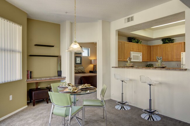 Arezzo Apartments For Rent in Phoenix, AZ