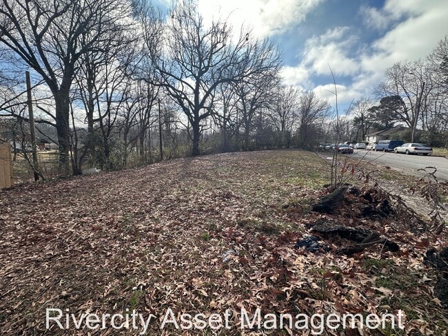 Photo - 1871 Cedarhurst Ave