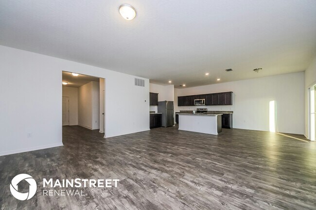 Photo - 158 Hidden Lk Lp