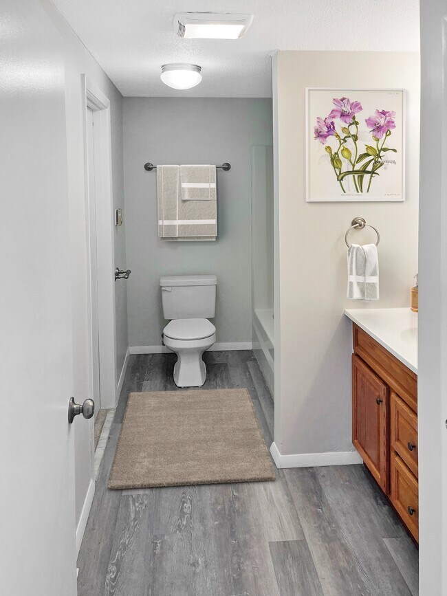 Meadowbrook Village Apartments Gardner, MA