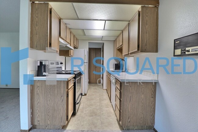 Photo - 3000 SW Avalon Way