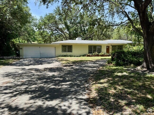 Building Photo - 8055 SW 122nd St Rental
