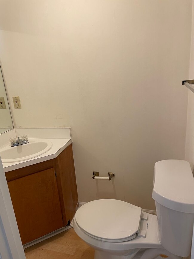 Photo - 1999 Padgett Dr Unit 1999