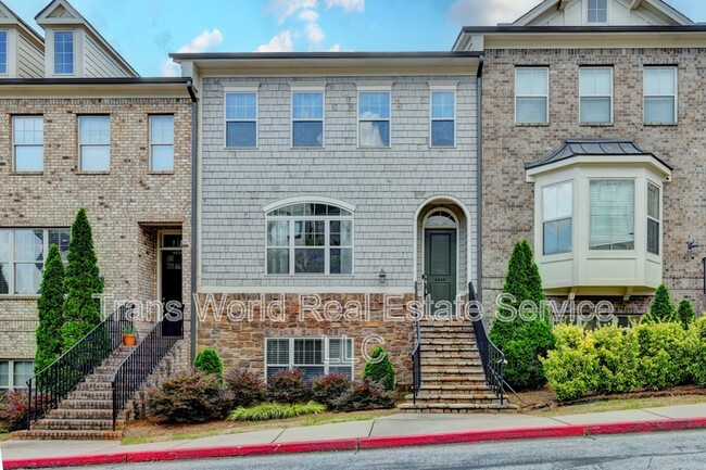 Photo - 4648 Pine St