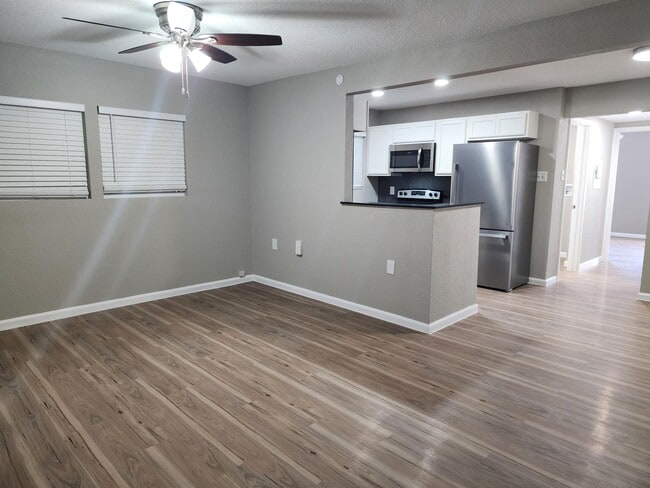 Photo - 5211 Eilers Ave Apartments