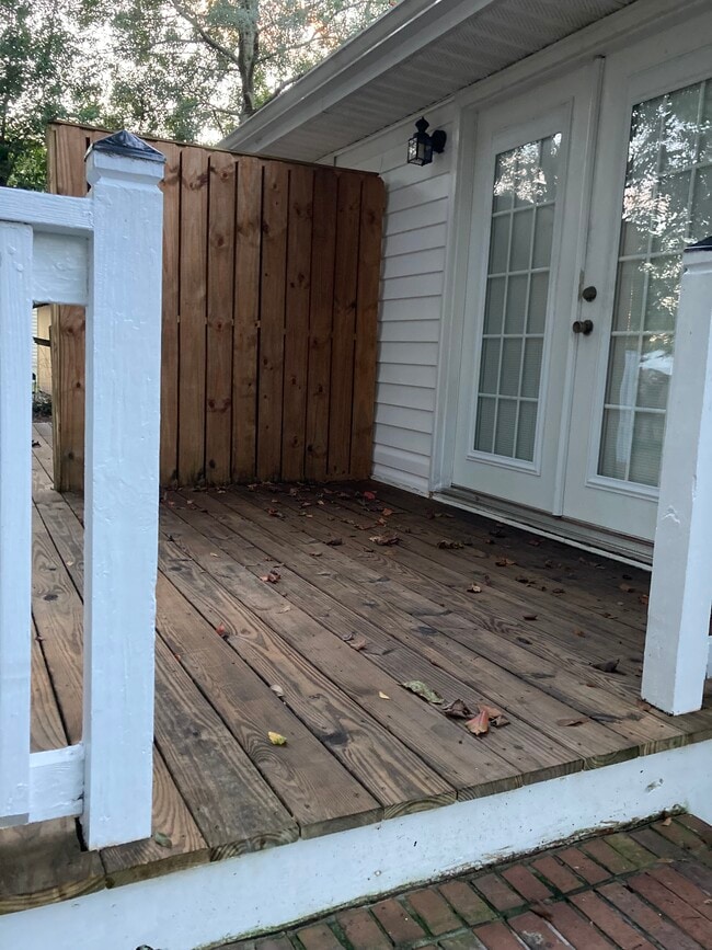 Deck - 2307 8th Ave Unit A