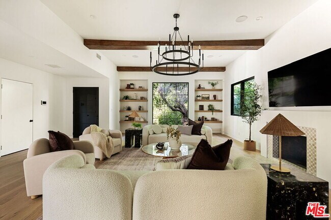 Photo - 735 Orlando Ave