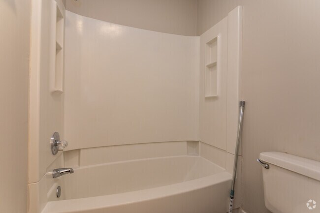 2BR,2.5BA - Apartments on 20th