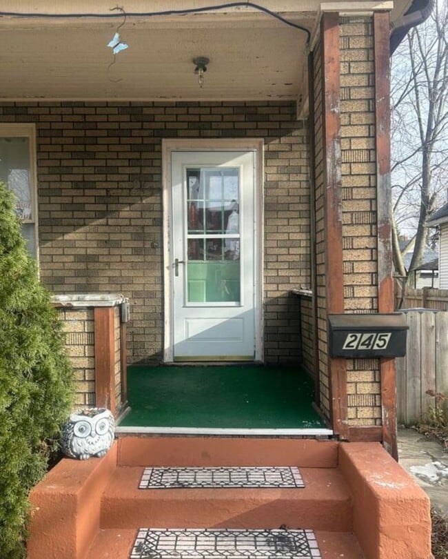 Photo - 3 Bed 1 Bath