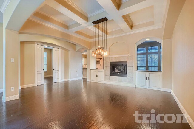 Photo - 727 Fairfax Lane