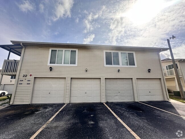Building Photo - 1013 Spring Meadow Dr Rental