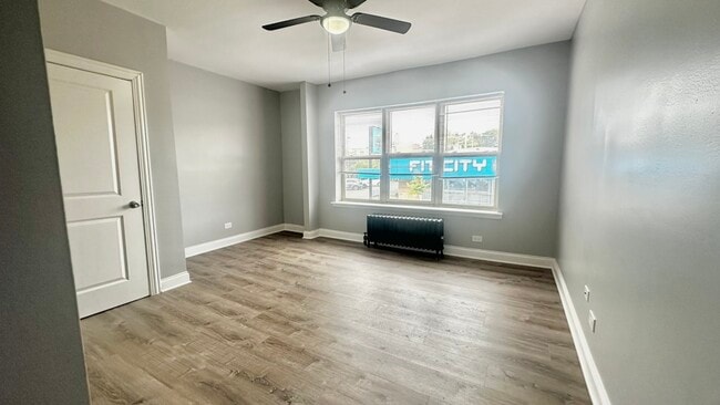 Photo - 4756 N Maplewood Ave Unit 101