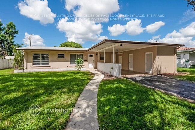 Building Photo - 206 S 57th Way