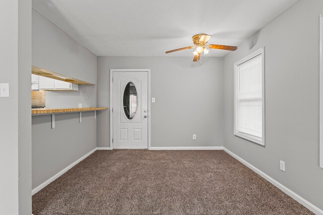Photo - 2414 Lake Park Rd Unit 2102