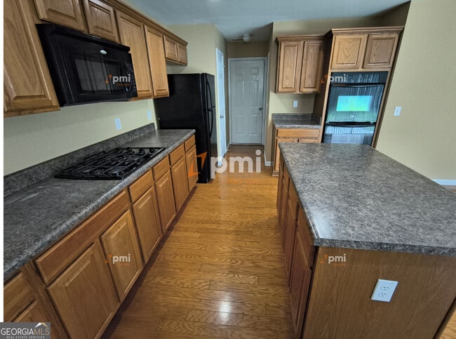 350 Fairmont Way