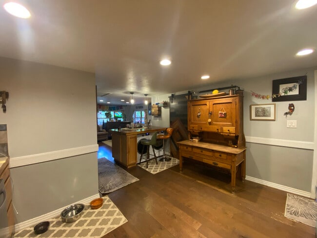 Photo - 417 N Loomis Ave