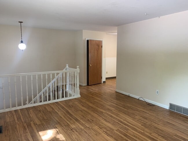Photo - Mid-Town Single Family Home w/ Spacious Fenced Yard