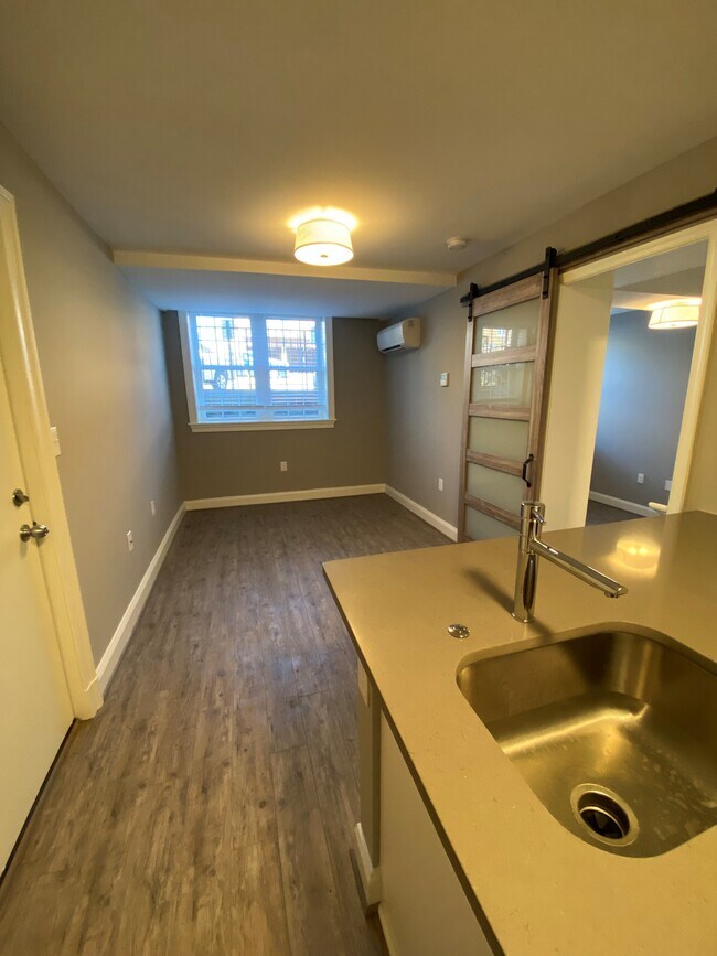 Photo - Butternut Apartments